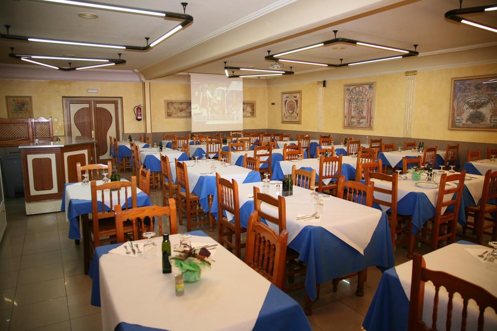 Hostal Santa Barbara Socuéllamos Esterno foto